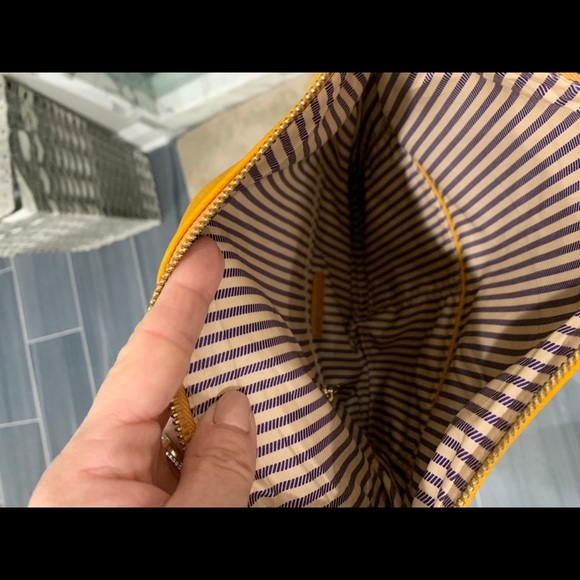 Purse - Picture 4 of 4